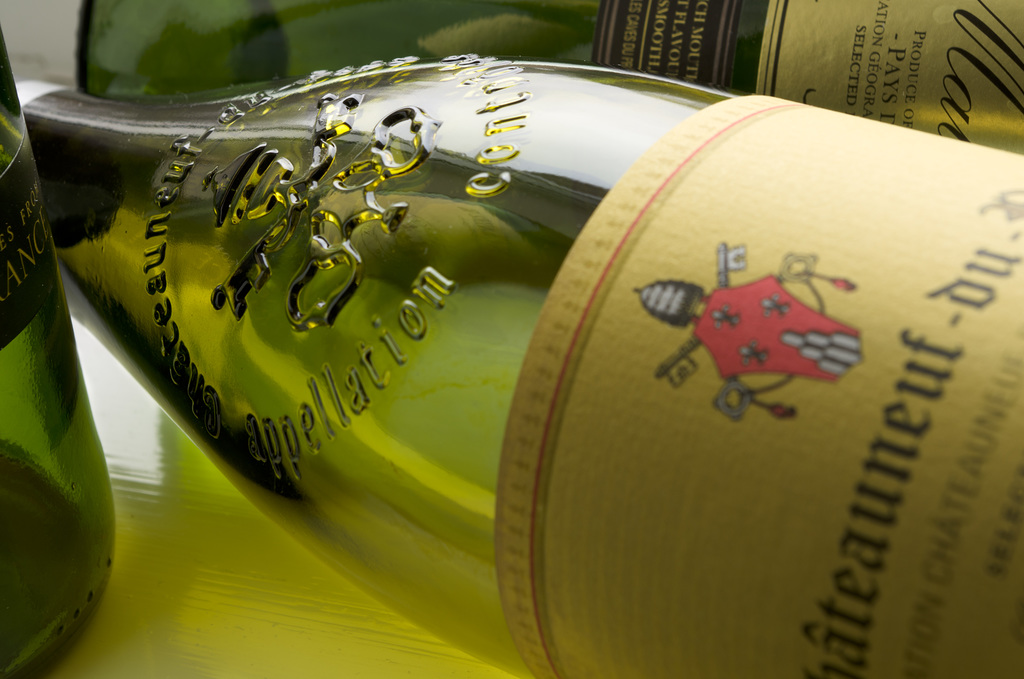 Châteauneuf du Pape - with Papal Regalia