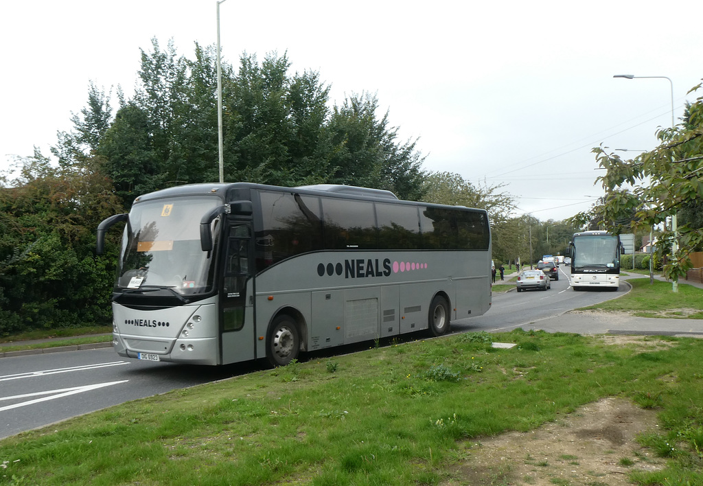 Neal’s Travel OIG 6923 (FJ53 LZU, SIL 6436) and Mil-Ken JAZ 6948 (X669 ROF) in Mildenhall - 9 Sep 2020 (P1070545)