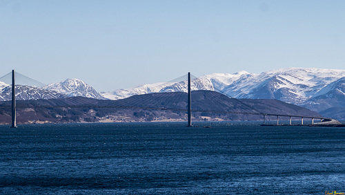 Helgelandsbrua