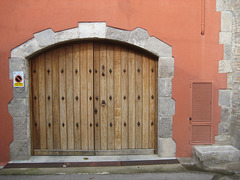 Alte Türen in Katalonien -  Castello