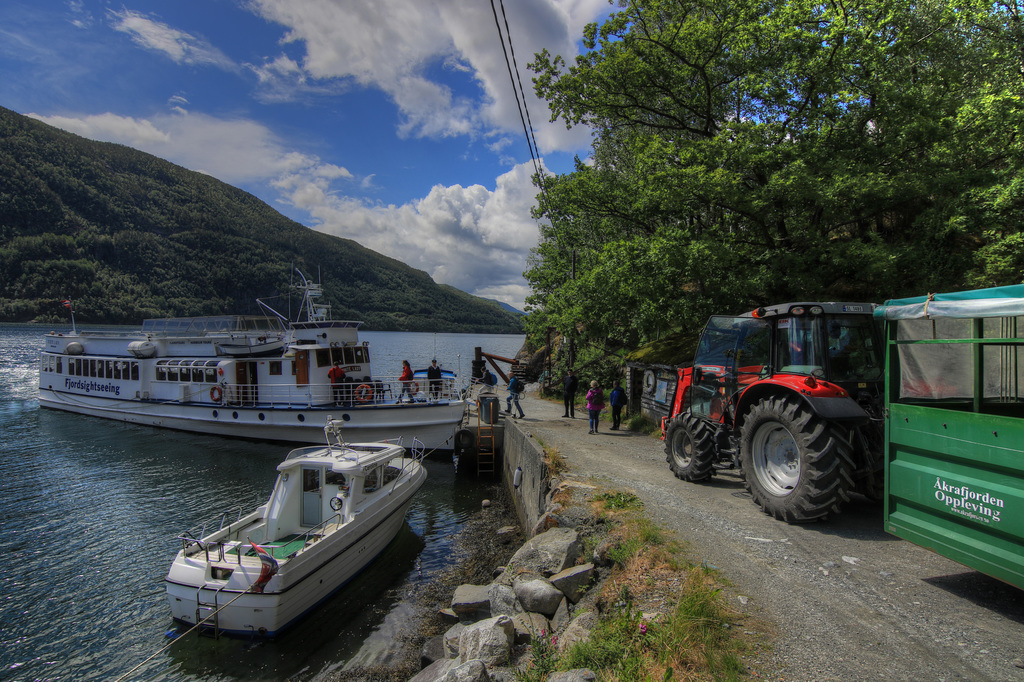 Tourists at Eikemo harbor.