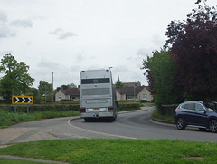 Neal’s Travel OIG 8912 (3262 MW, RD03 ZDT) in Swaffham Bulbeck - 7 Sep 2017 (DSCF9704)