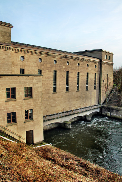 Kraftwerk Raffelberg bei der Schleuse (Mülheim-Speldorf) / 7.01.2023