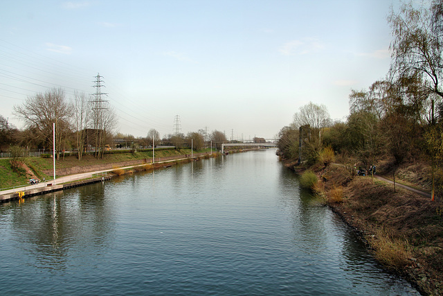 Blick auf den Rhein-Herne-Kanal (Oberhausen) / 8.04.2018