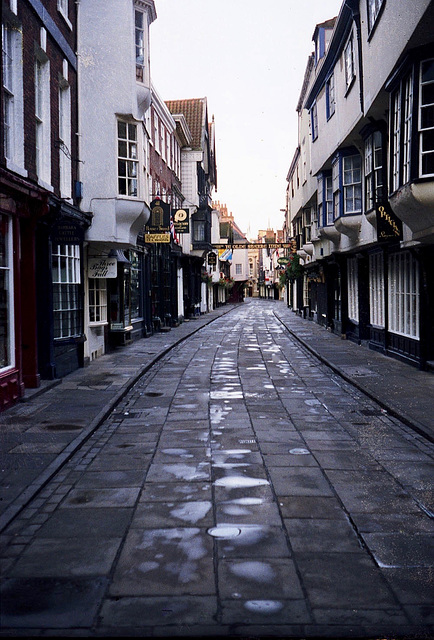 York (Scan from Oct 1989)