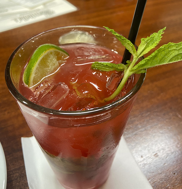 STRAWBERRY MOJITO