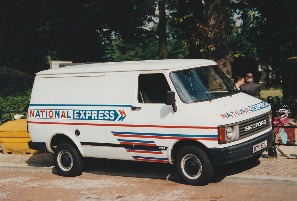 National Express van at Cambridge - 24 Aug 1991
