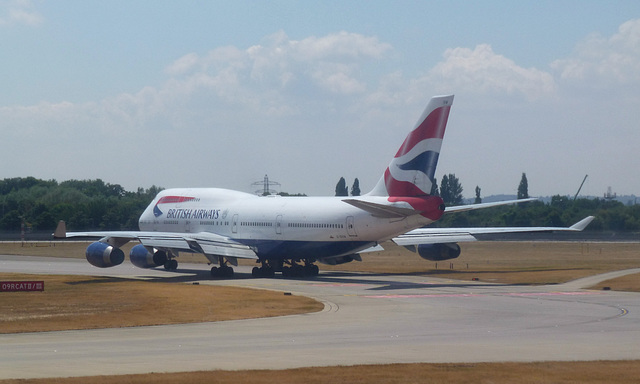 G-CIVW at Heathrow - 11 July 2018