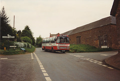 Midland Red South 5 (331 HWD ex BVP 787V) in Sibford Gower – 1 Jun 1993 (196-9)