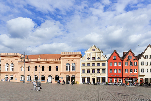 Am Markt - Schwerin (© Buelipix)