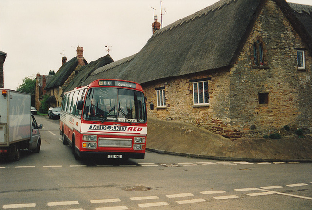 Midland Red South 5 (331 HWD ex BVP 787V) in Sibford Gower – 1 Jun 1993 (193-27)