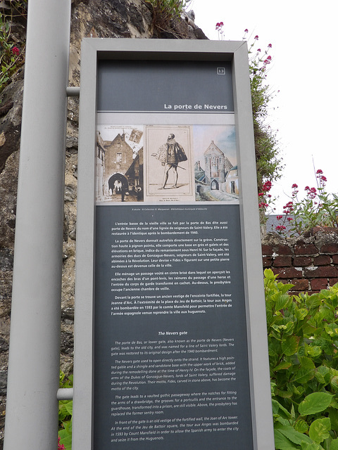 Panneau explicatif de la porte de Nevers à Saint Valery-sur-Somme (80)