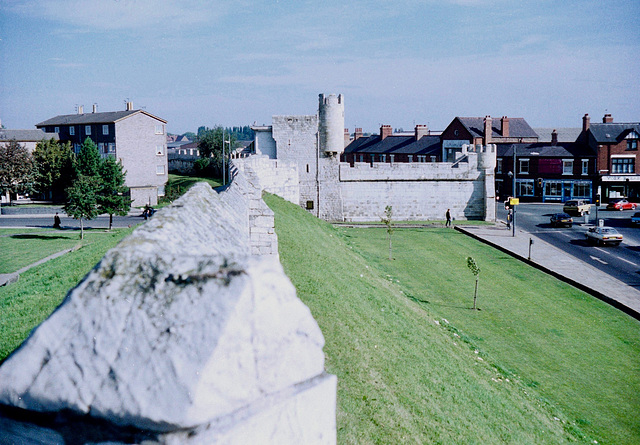 York City walls (Scan from Oct 1989)