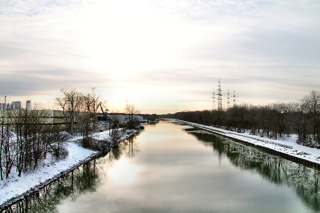 Wesel-Datteln-Kanal von der Drewer Brücke aus (Marl) / 14.02.2021