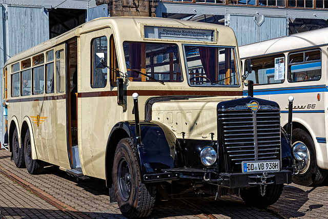 100 Jahre Stadtbus Chemnitz