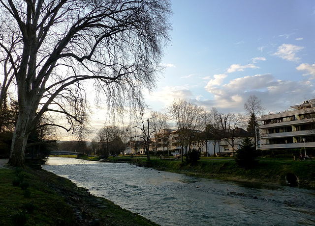 Die Ahr vom Kurpark aus gesehen