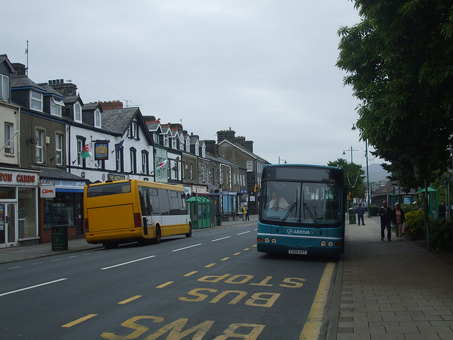 DSCF0233 Arriva Cymru CX04 AXY and Express Motors EM06 ORS