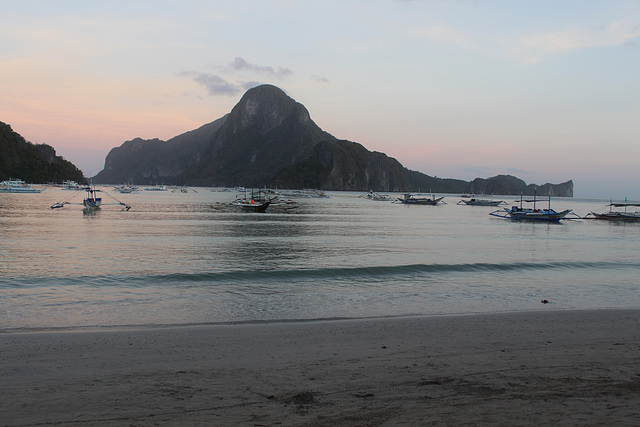 Sunrise at El Nido