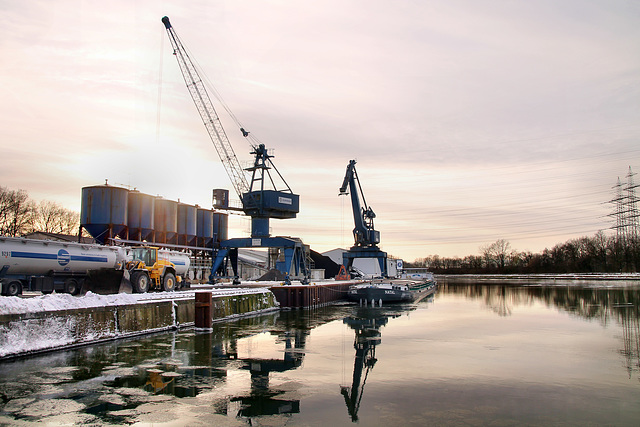 Hafen Brassert am Wesel-Datteln-Kanal (Marl) / 14.02.2021