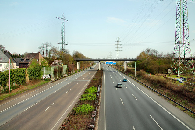 Blick auf die Autobahn A42 (Oberhausen-Osterfeld) / 8.04.2018