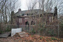 Zeche Lothringen 3, Ruine der ehemaligen Verwaltung (Bochum-Gerthe) / 10.12.2016