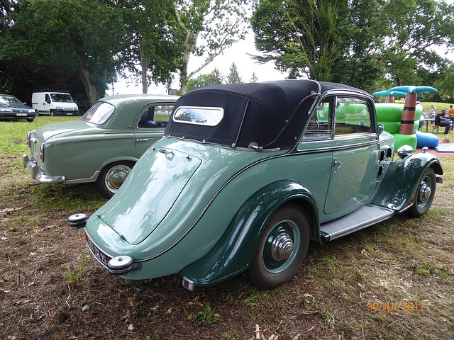 superbe PEUGEOT 301