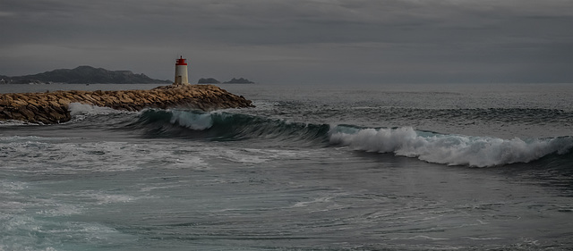 A turbulent, windy waterfront.........