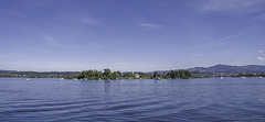 auf dem Zürichsee - Blick zur Insel Lützelau (© Buelipix)