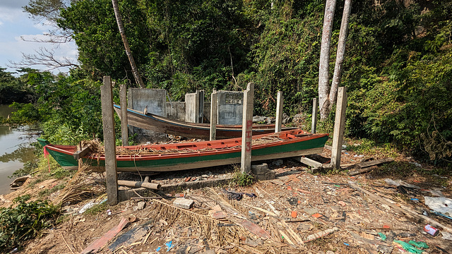 Deux barques / Just two rowboats