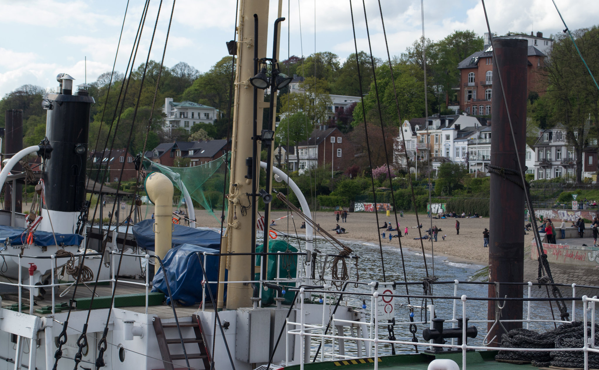 Hamburg Harbour ferry ride (#0015)