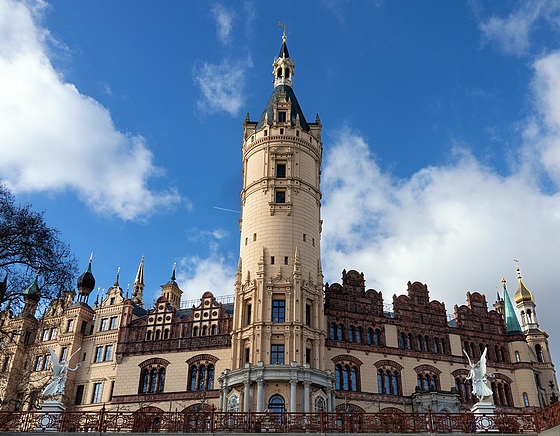 Schweriner Schloss aus Richtung Orangerie/Burggarten (PiP) - Schwerin