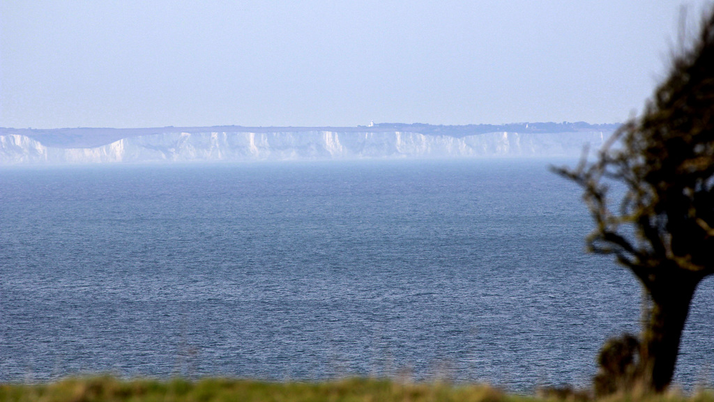 Côte à côte.....