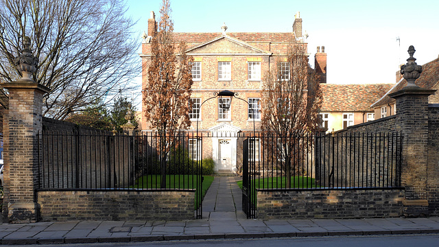 Cambridge - Little Trinity, 16 Jesus Lane 2015-12-23