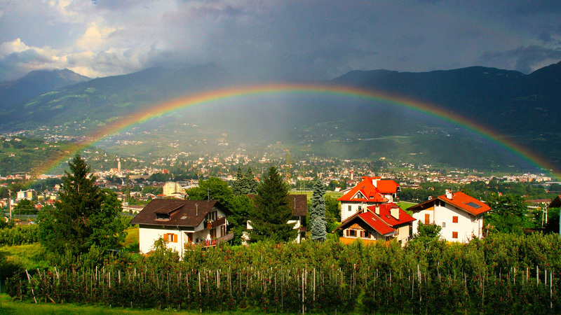 Regenbogen über Meran