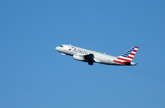 Airbus A319-132 N813AW (American)