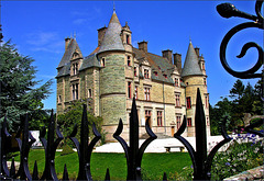 ... Château des Ravalet ...