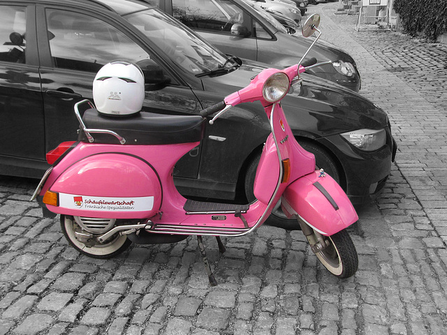 pink Vespa