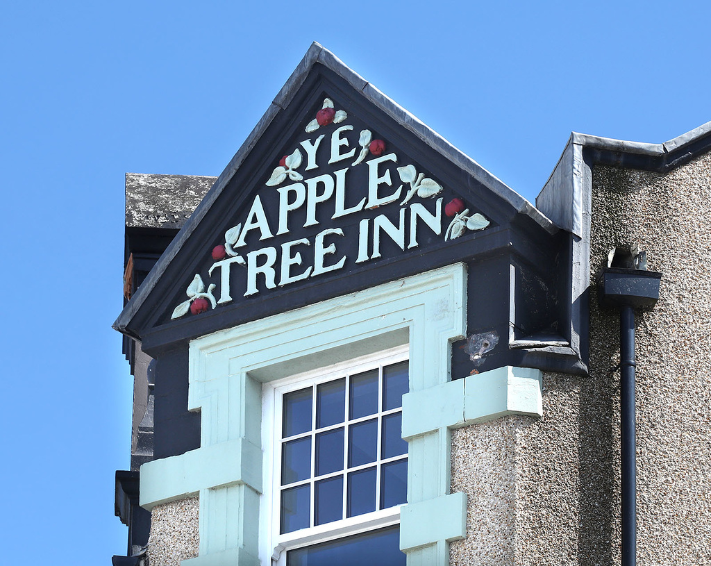 Apple Tree Inn