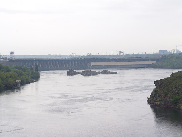 Днепрогэс с арочного моста