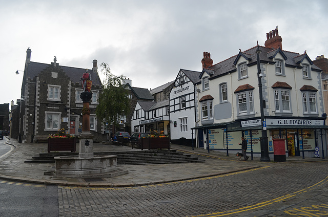 Conwy, Lancaster Square and Edward I Monument