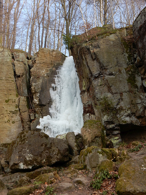 02 Gefrorener Wasserfall