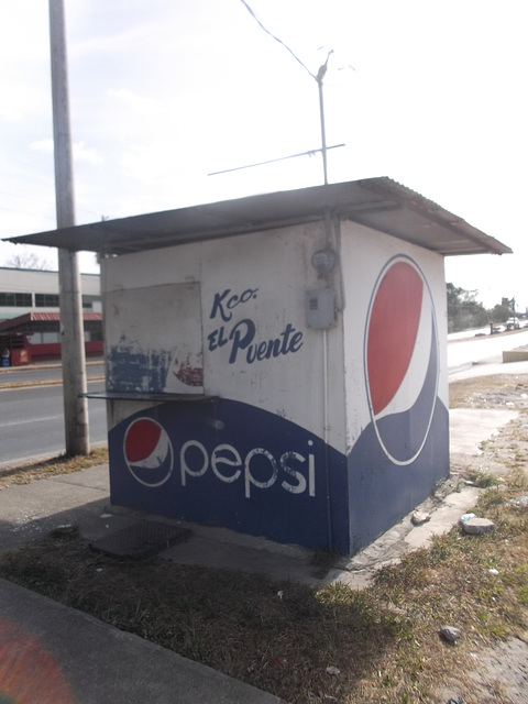 Pepsi - Kiosko El Puente