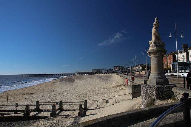 Statue of Neptune, Lowestoft