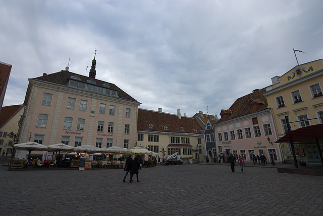 Raekoja plats (Rathausplatz) Raekoja plats (Rathausplatz)
