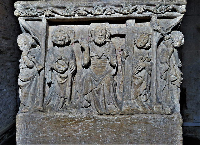 shilton church, oxon (10) c14 christ in majesty/doom on the font