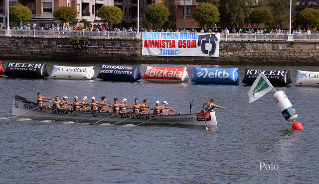 Traineras en la ría de Bilbao +3 Notas.