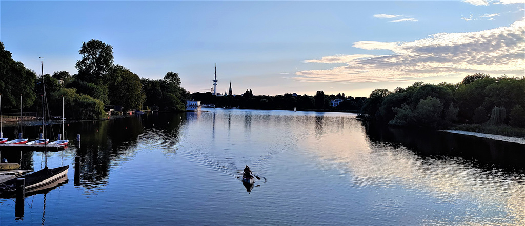 Langer Zug