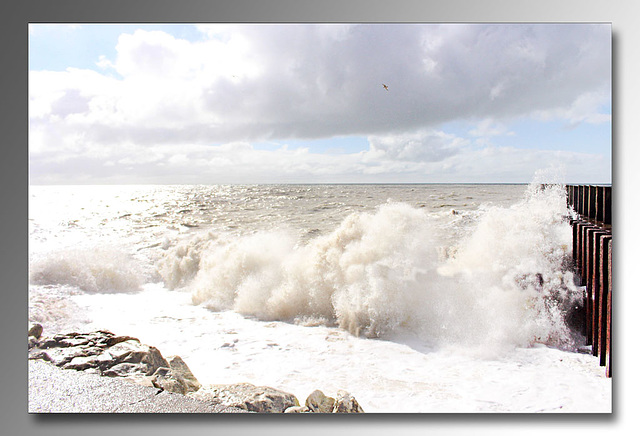 Rough seas at Splash Point - Seaford - 9.3.2016