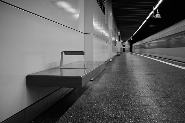 defensive urban architecture :-(   HBM
