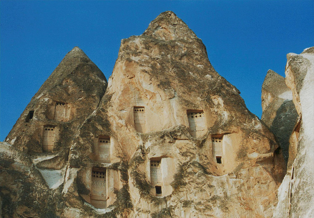 Cappadocia’s Multistorey Cave Flats: The Original High-Rises Cappadocia’s Multistorey Cave Flats: The Original High-Rises